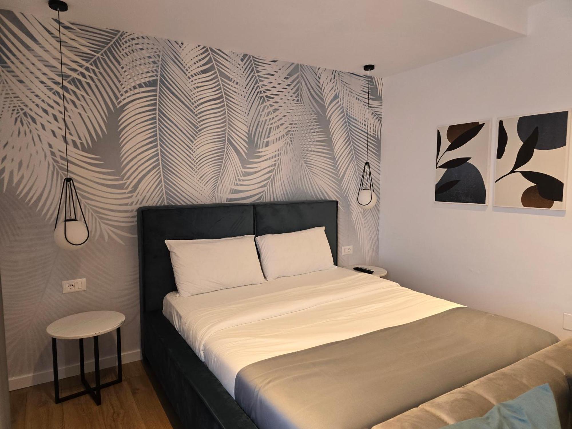 Perla Hotel Pogradec Exterior photo