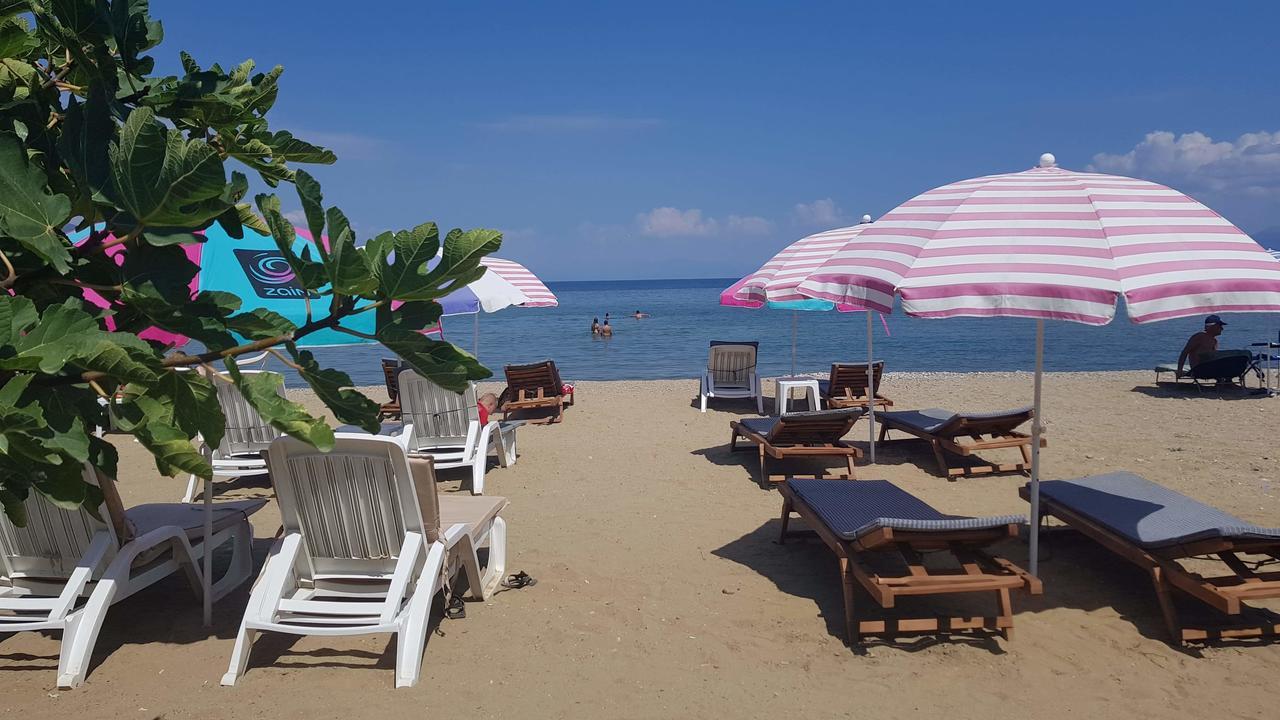 Perla Hotel Pogradec Exterior photo
